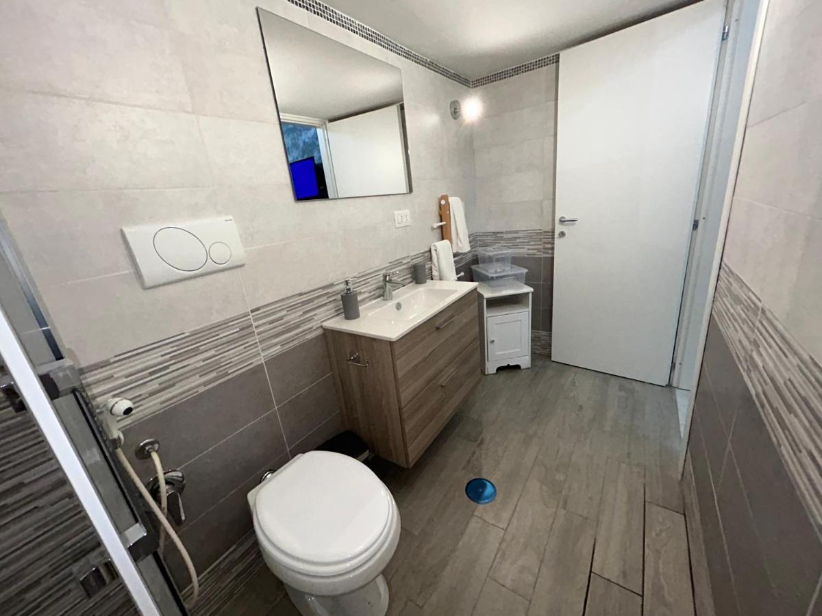 נאפולי Vico21 Guest House מראה חיצוני תמונה